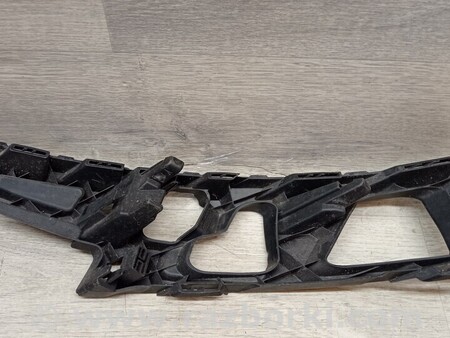 ФОТО Кронштейн кріплення направляюча переднього бампера правий для Ford Mondeo 4 (09.2007-08.2014) Киев