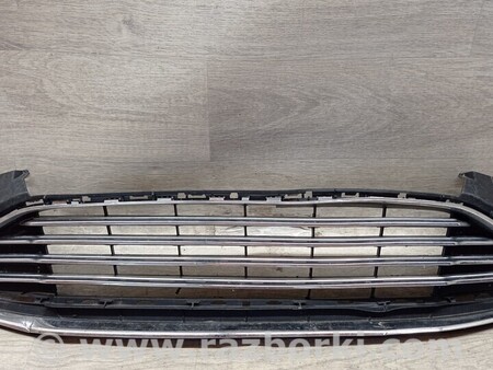 ФОТО Решетка радиатора бампера переднего для Ford Mondeo 4 (09.2007-08.2014) Киев