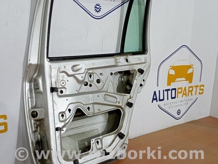 ФОТО Дверь задняя правая для Skoda Octavia Киев