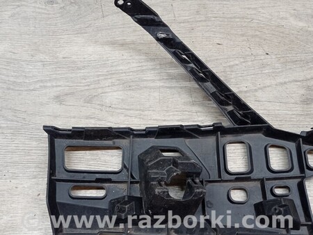 ФОТО Кронштейн кріплення направляюча омивача фар переднього бампера для Skoda Octavia Киев