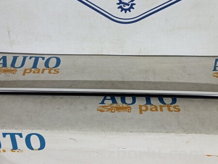 ФОТО Молдинг задній двері для Skoda Octavia Киев