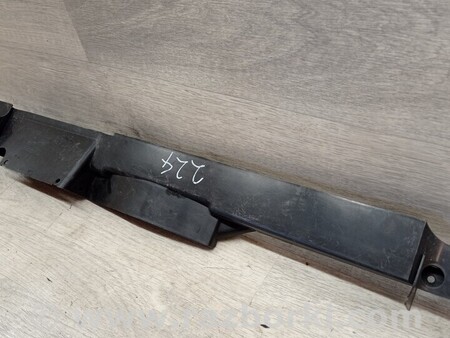 ФОТО Повітропровід дефлектор панелі радіатора верхній для Skoda Octavia A5 Киев