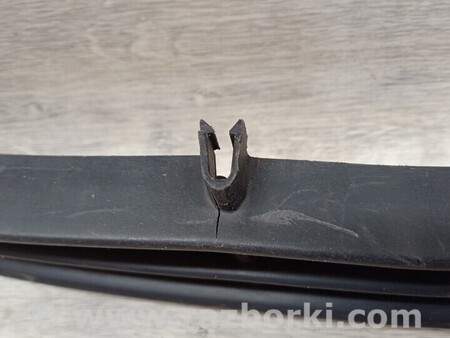 ФОТО Решітка радіатора переднього бампера нижня для Skoda Octavia A5 Киев