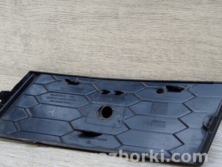 ФОТО Заглушка противотуманных фар бампера переднего левая для Skoda Octavia A7 Киев