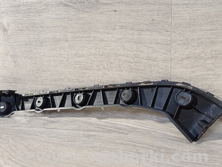 ФОТО Кронштейн бампера заднего правий для Skoda Octavia A7 Киев