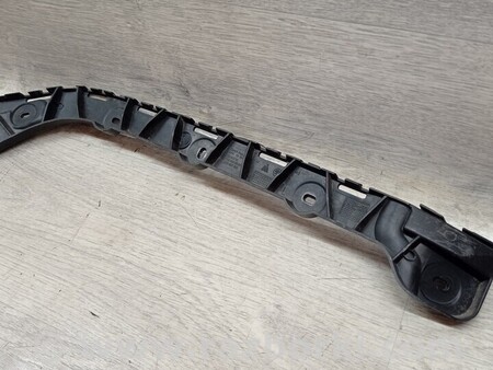 ФОТО Кронштейн кріплення направляюча заднього бампера лівий Універсал для Skoda Octavia A7 Киев