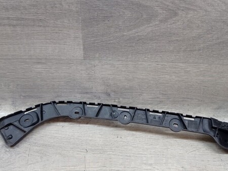 ФОТО Кронштейн кріплення направляюча заднього бампера лівий Універсал для Skoda Octavia A7 Киев