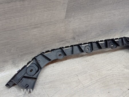 ФОТО Кронштейн кріплення направляюча заднього бампера лівий Універсал для Skoda Octavia A7 Киев