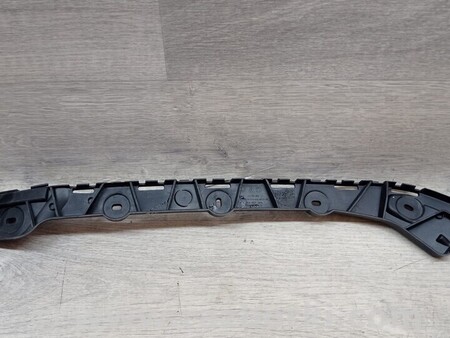 ФОТО Кронштейн кріплення направляюча заднього бампера правий Універсал для Skoda Octavia A7 Киев