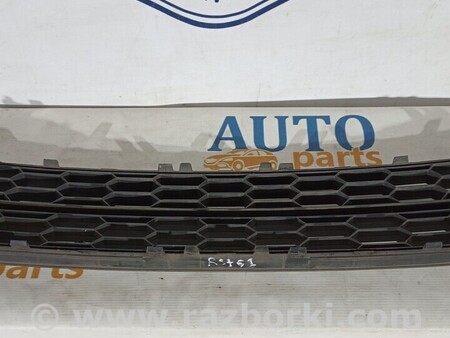 ФОТО Решетка бампера переднего для Skoda Octavia A7 Киев