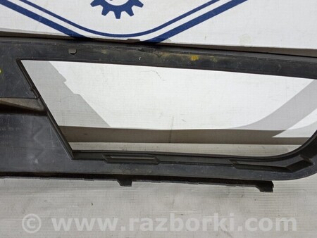 ФОТО Решетка туманки правая для Skoda Octavia A7 Киев