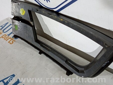 ФОТО Решетка туманки правая для Skoda Octavia A7 Киев