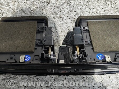 ФОТО Вентиляционная решетка Средняя для KIA Optima Киев