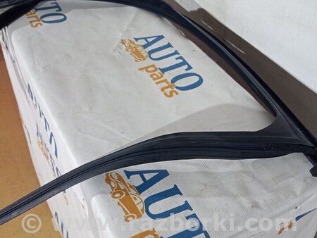 ФОТО Ущільнювач двері передньої правої на двері для Chevrolet Orlando Киев