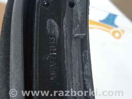 ФОТО Ущільнювач двері передньої правої на двері для Chevrolet Orlando Киев