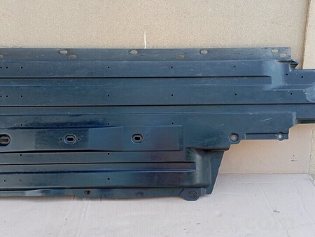 ФОТО Защита днища правая для Subaru Outback Киев