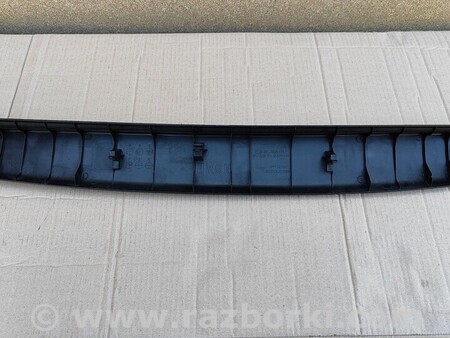 ФОТО Накладка крышки багажника для Subaru Outback Киев