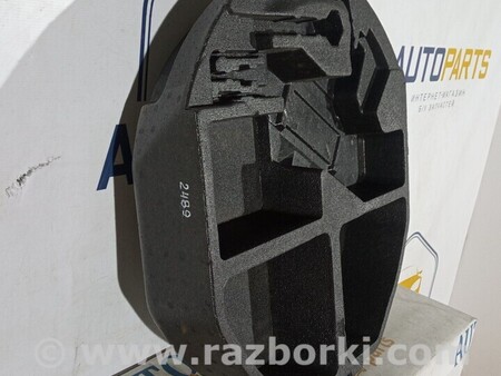 ФОТО Наповнювач підлоги багажника під домкрат для Subaru Outback Киев