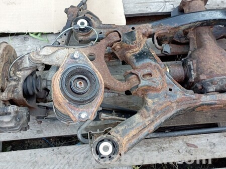 ФОТО Подвеска задняя сборе балка подрамник мост для Subaru Outback Киев