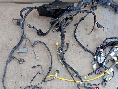 ФОТО Проводка моторного отсека для Subaru Outback Київ