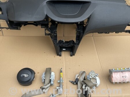 ФОТО Торпедо консоль для Subaru Outback Київ