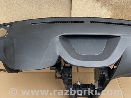 ФОТО Торпедо консоль для Subaru Outback Київ