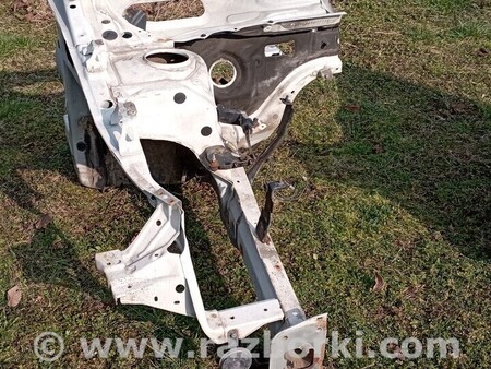 ФОТО Четверть передняя правая для Subaru Outback Киев