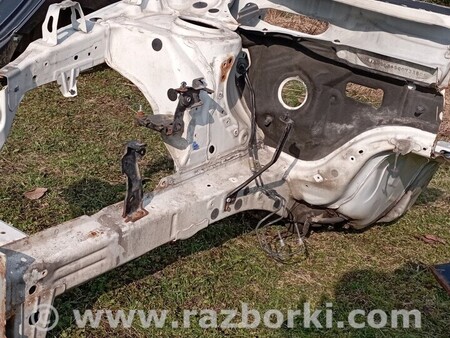 ФОТО Четверть передняя правая для Subaru Outback Киев