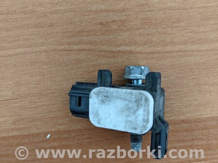 ФОТО Датчик удара передний левый для Mitsubishi Outlander Киев