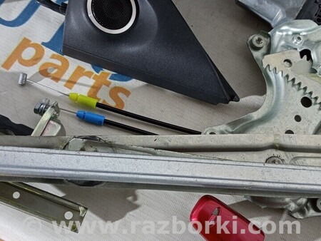 ФОТО Замок двери передней правой Замок передніх правих для Mitsubishi Outlander Киев