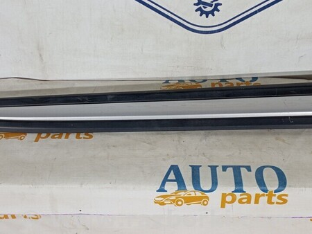 ФОТО Молдинг двери передней правой Молдинг передніх правих для Mitsubishi Outlander Киев