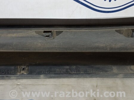 ФОТО Накладка порога правого для Mitsubishi Outlander Киев