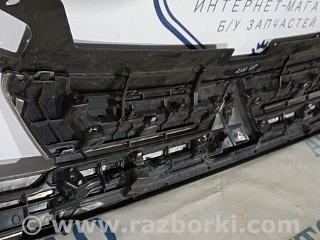 ФОТО Решетка радиатора правый хром поврежден для Mitsubishi Outlander Киев