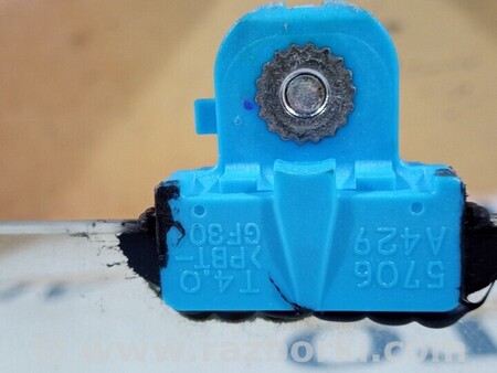 ФОТО Стекло двери переднее правое Скло передніх правих для Mitsubishi Outlander Киев