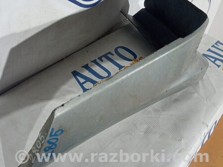 ФОТО Бризговик лівий задні для Mitsubishi Pajero Киев