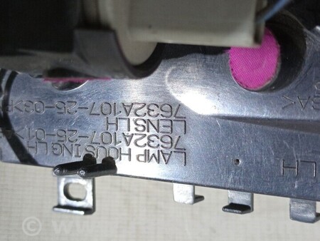 ФОТО Повторитель поворота зеркала правого Повторювач повороту дзеркала для Mitsubishi Pajero Wagon Киев