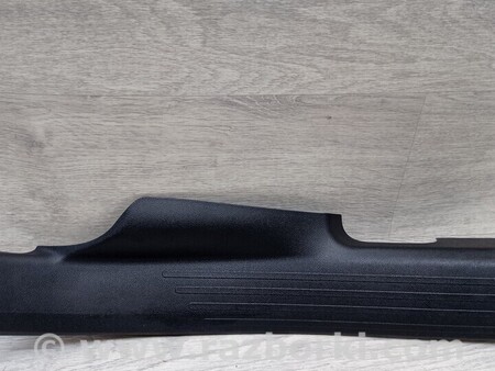 ФОТО Накладка порога внутрішня задня права для Peugeot Partner Киев