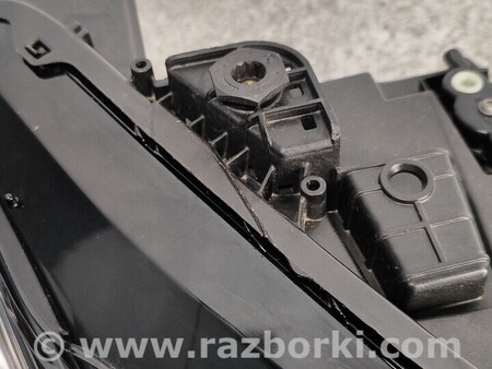 ФОТО Фара передняя правая для Volkswagen Passat B8 (07.2014-...) Киев