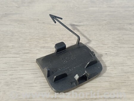 ФОТО Заглушка бампера буксировочного крюка задняя для Volkswagen Passat B7 (09.2010-06.2015) Киев