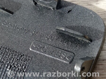 ФОТО Заглушка бампера буксировочного крюка задняя для Volkswagen Passat B7 (09.2010-06.2015) Киев