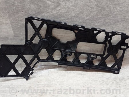 ФОТО Кронштейн кріплення направляюча переднього бампера лівий для Volkswagen Passat B7 (09.2010-06.2015) Киев