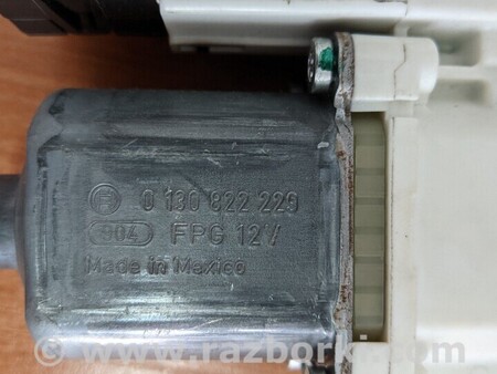 ФОТО Моторчик стекла правый передний для Volkswagen Passat B7 (09.2010-06.2015) Киев