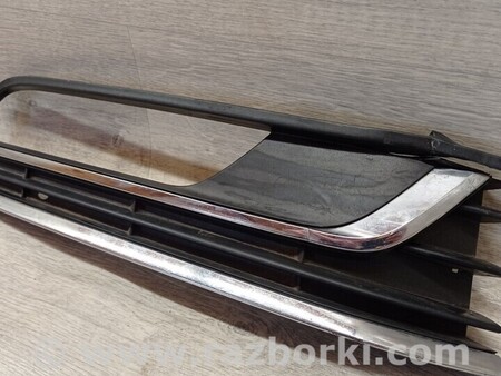 ФОТО Накладка решітка туманки права для Volkswagen Passat B7 (09.2010-06.2015) Киев