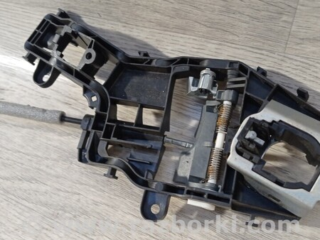 ФОТО Держатель наружной ручки двери передней левой для Volkswagen Passat B8 (07.2014-...) Киев