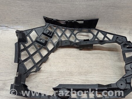 ФОТО Кронштейн кріплення направляюча башмак переднього бампера лівий для Volkswagen Passat B8 (07.2014-...) Киев