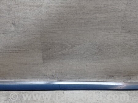 ФОТО Молдинг двери передней правой для Volkswagen Passat B8 (07.2014-...) Киев