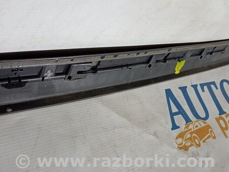 ФОТО Молдинг двері задньої правої для Volkswagen Passat B8 (07.2014-...) Киев