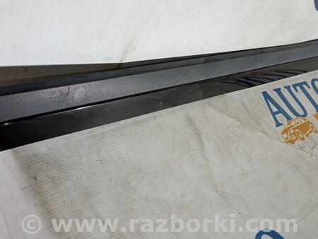 ФОТО Молдинг двері передньої правої для Volkswagen Passat B8 (07.2014-...) Киев