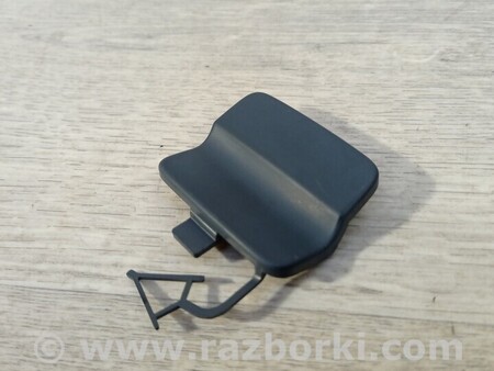 ФОТО Заглушка бампера буксировочного крюка задняя для Volkswagen Passat CC (01.2012-12.2016) Киев