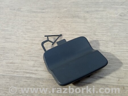 ФОТО Заглушка бампера буксировочного крюка задняя для Volkswagen Passat CC (01.2012-12.2016) Киев